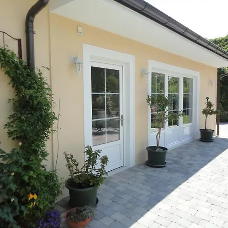 Weingut Sommerhof Mörbisch am See Zimmer foto